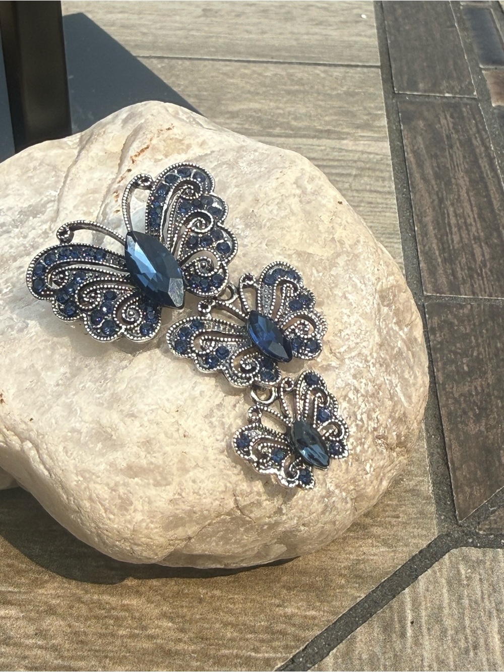 EUC Vintage Blue Crystal Butterfly Brooch Trio Silver Tone